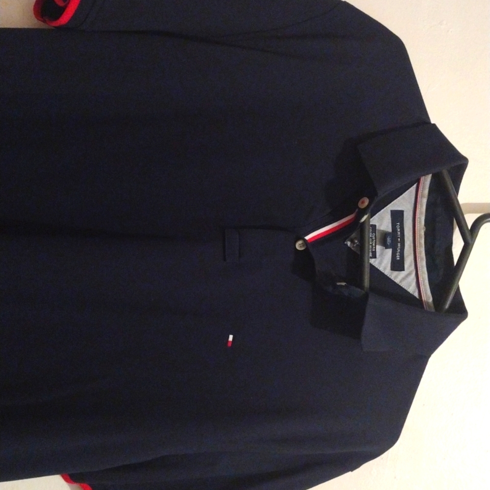 Tommy Hilfiger Short Sleeve Button Up ....like New !!
